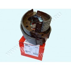 Колодки тормозные задние (230 мм) Lada Largus, Duster 4х2, Nissan Almera G15 TRW GS8780 аналог 7701210109 (комплект)